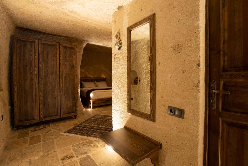 Medusa Cave Hotel - 4