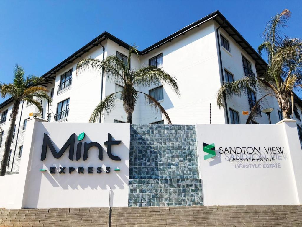 MINT Express Sandton View, Johannesburg (updated prices 2024)
