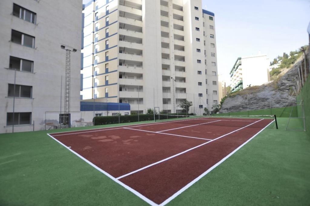 Tenis alebo squash v ubytovaní APCOSTAS - Almuñecar Playa alebo jeho okolí