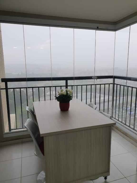  Apto Alto padrão a 15 min aeroporto Gru