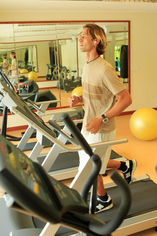 Fitness centrum a/nebo fitness zařízení v ubytování Kurumba Maldives