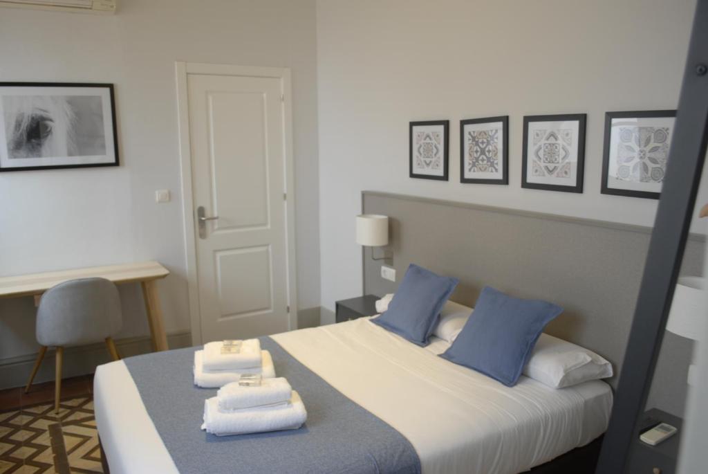 La Perla Granada Suites - Resim 41