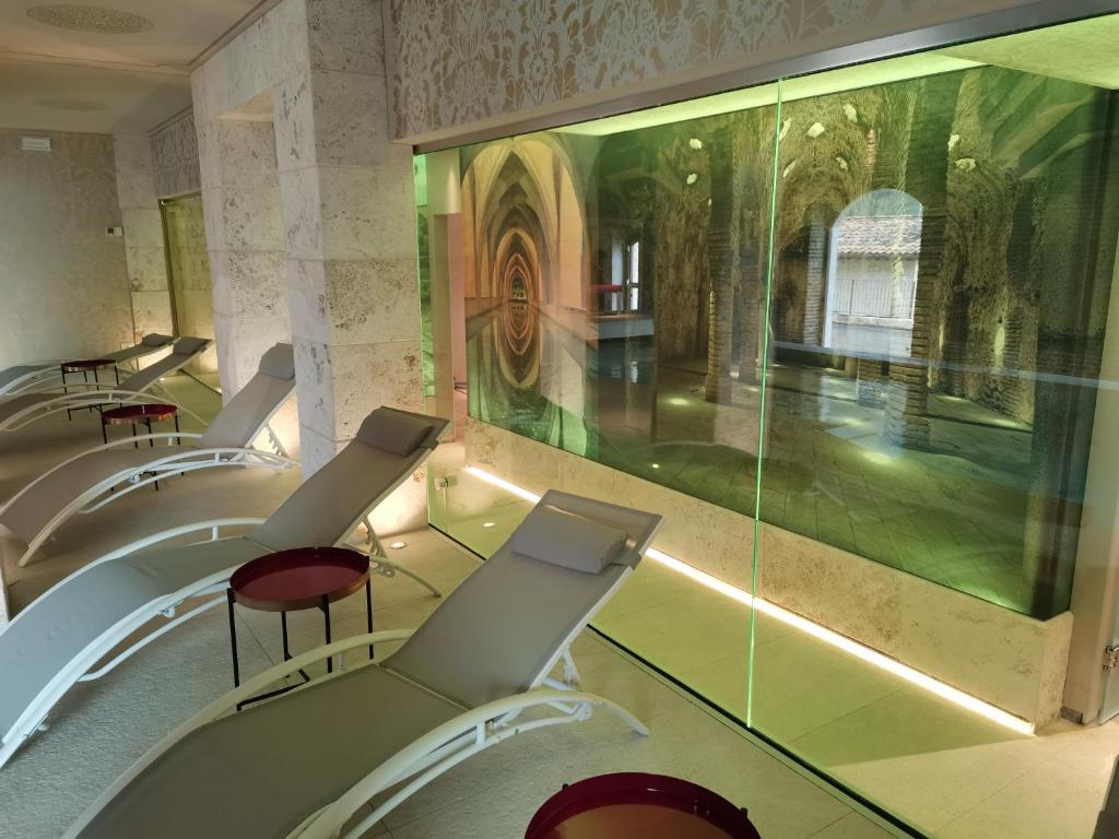 Część wypoczynkowa w obiekcie Torre Del Nera Albergo diffuso & Spa