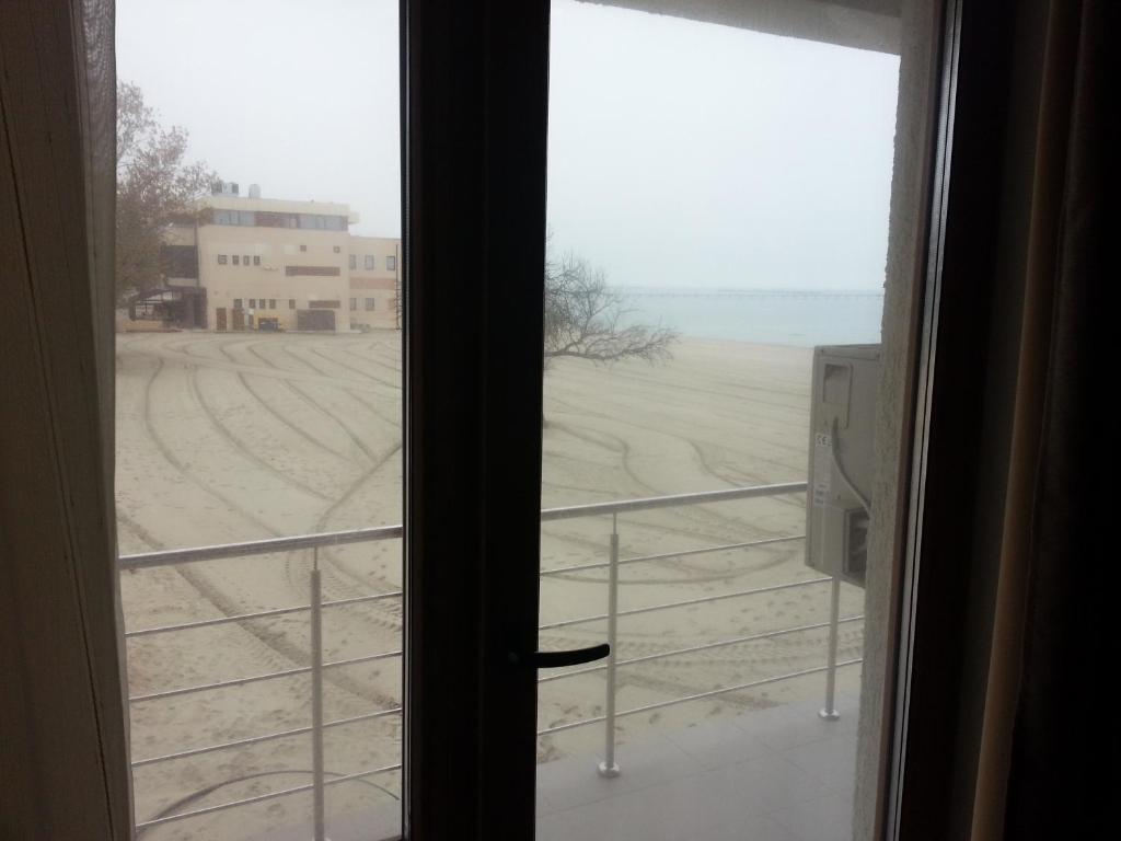 
Double Room with Balcony and Lateral Sea View
