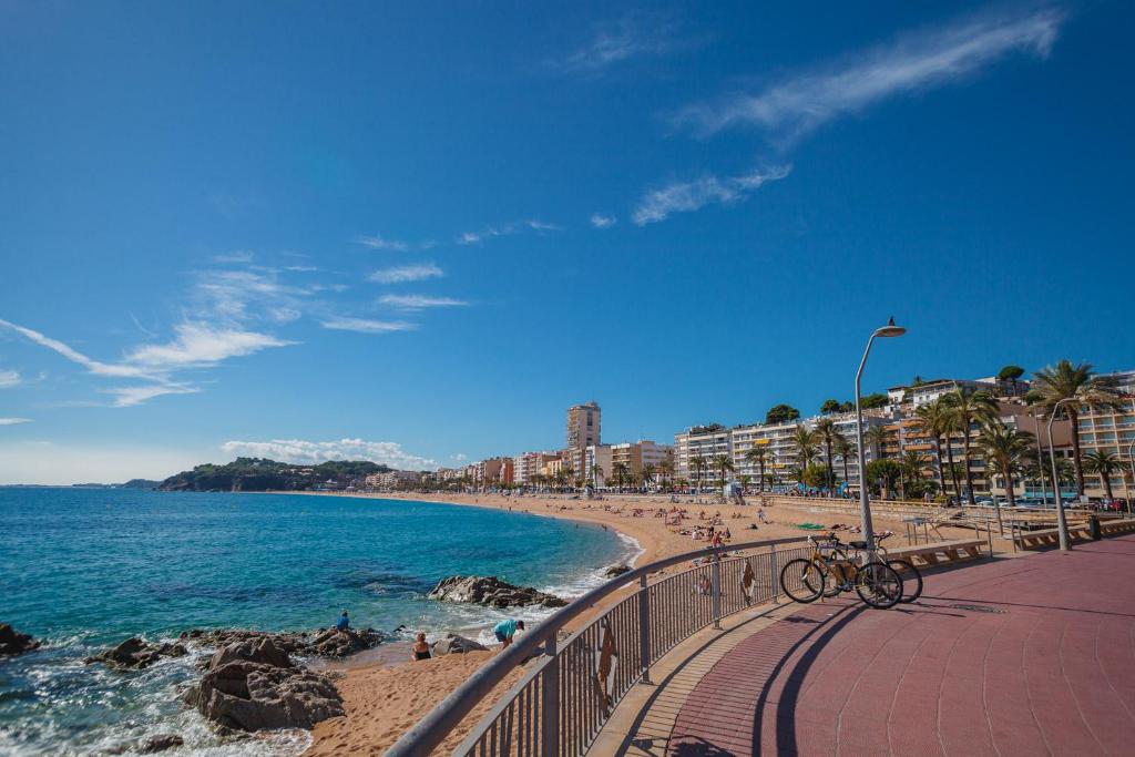 Fotografia z galérie ubytovania Fantastic 3 bedroom apartment, 300m to the sea v Lloret de Mar