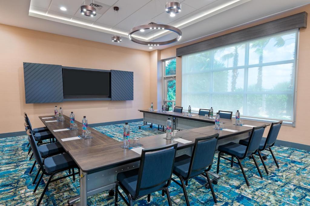 Hyatt House Tampa Airport/Westshore photo