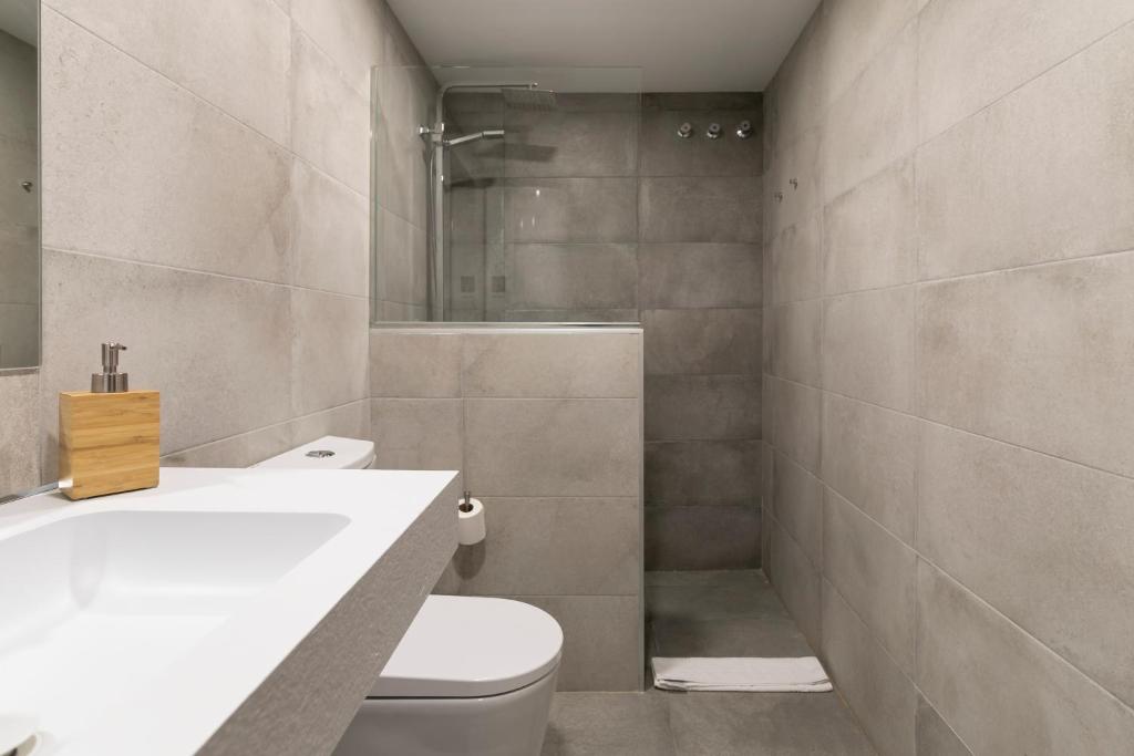 Arenal Suites Alicante - Resim 22