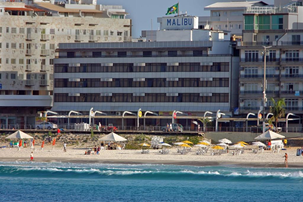  Malibu Palace Hotel