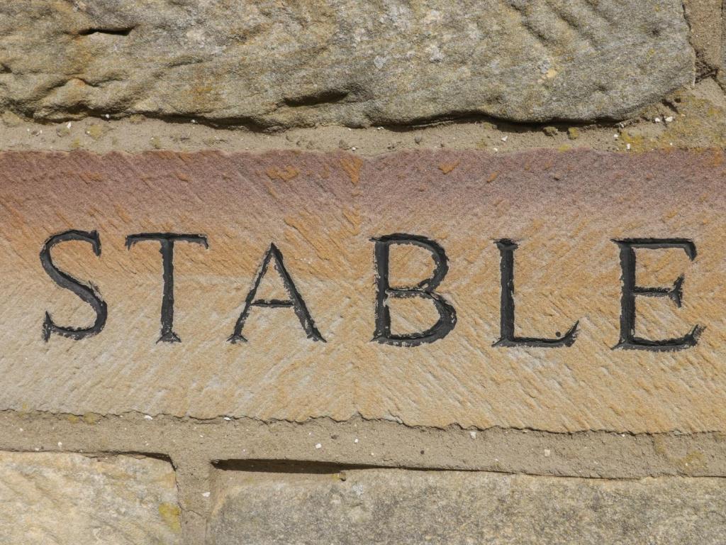 Stable Cottage – Photos 1