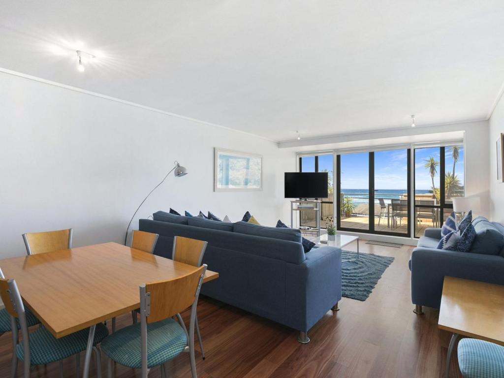 Apartment 11 Pacific Apartments, Lorne (updated prices 2024)