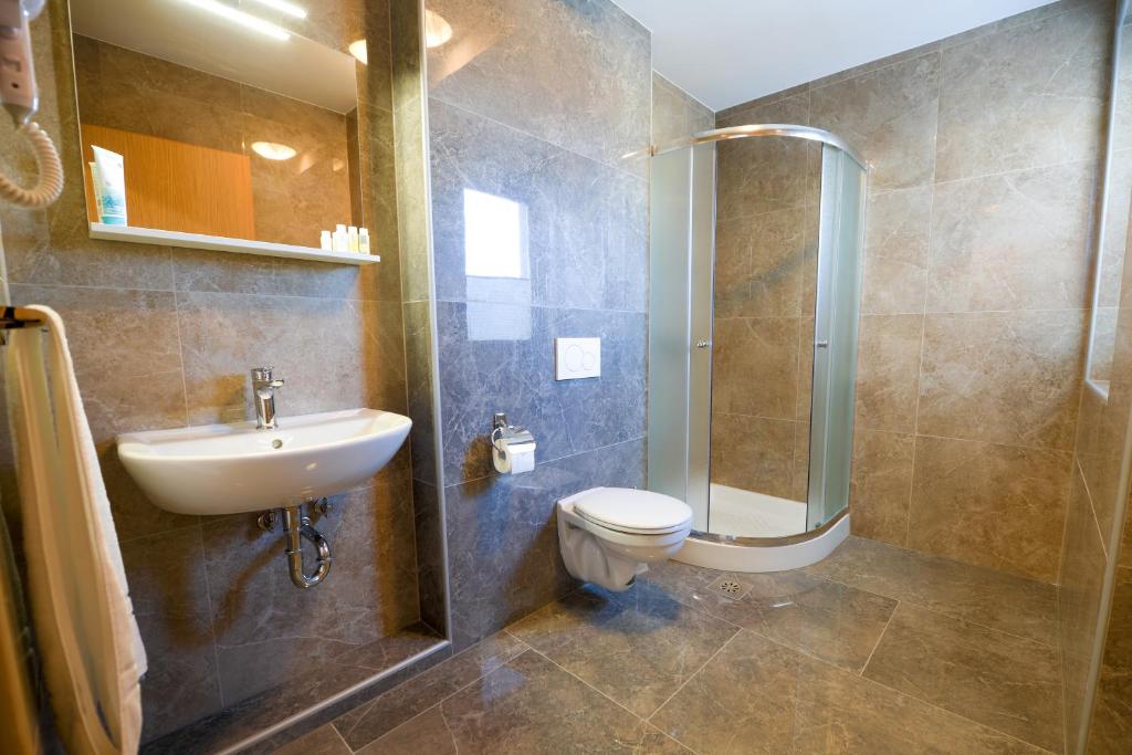 Koupelna v ubytování HOTEL BARON