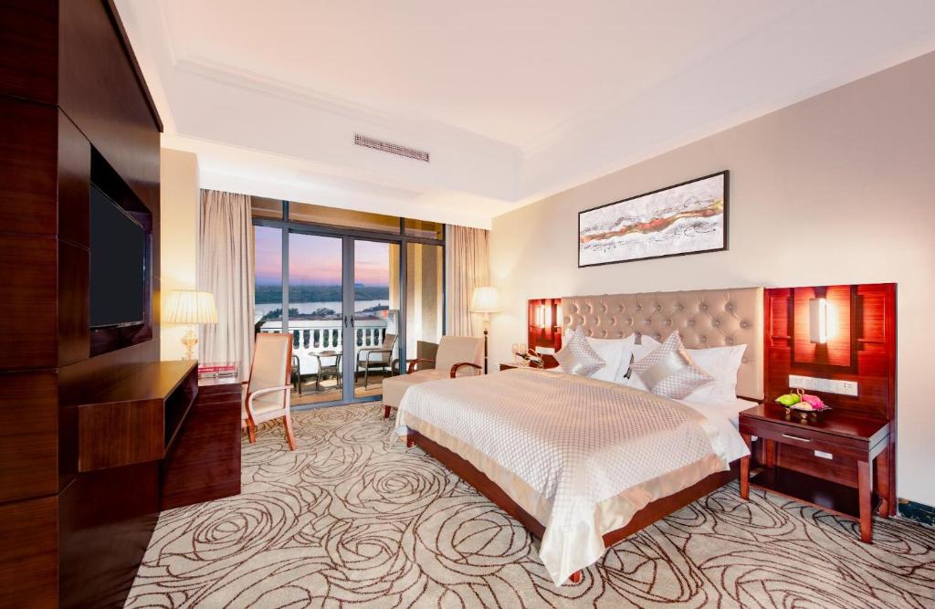 Wyndham Garden Haikou South - River View King Room