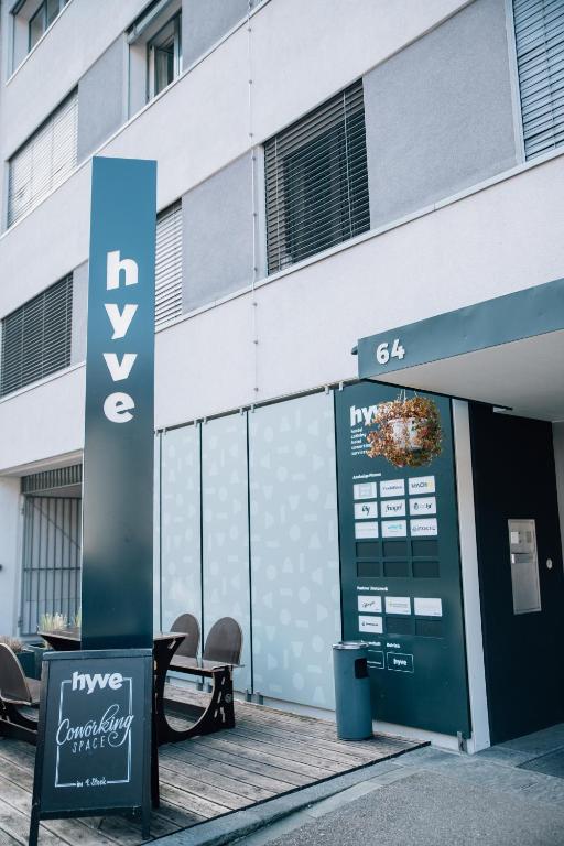 Certificato, attestato, insegna o altro documento esposto da Hotel by Hyve Basel