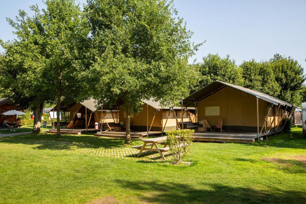 Safari tent at Camping Val d'Or, Enscherange – Tarifs 2022