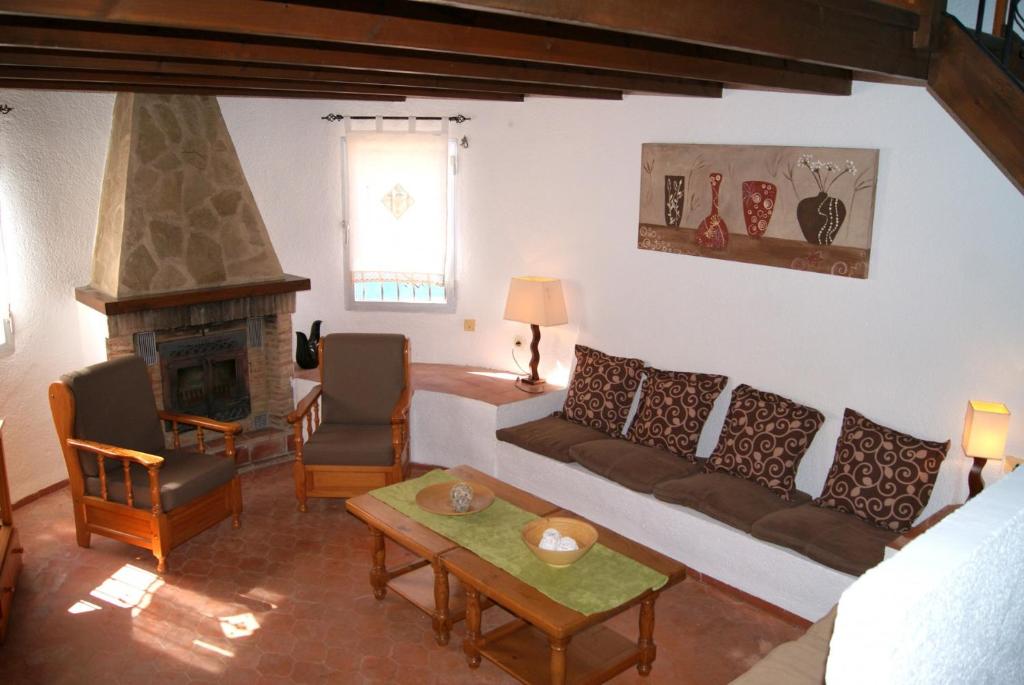 A seating area at Villa Efaistos