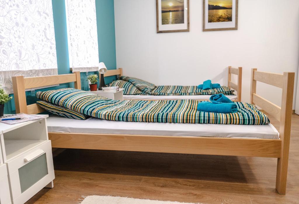 Ένα ή περισσότερα κρεβάτια σε δωμάτιο στο Urban House - Ada