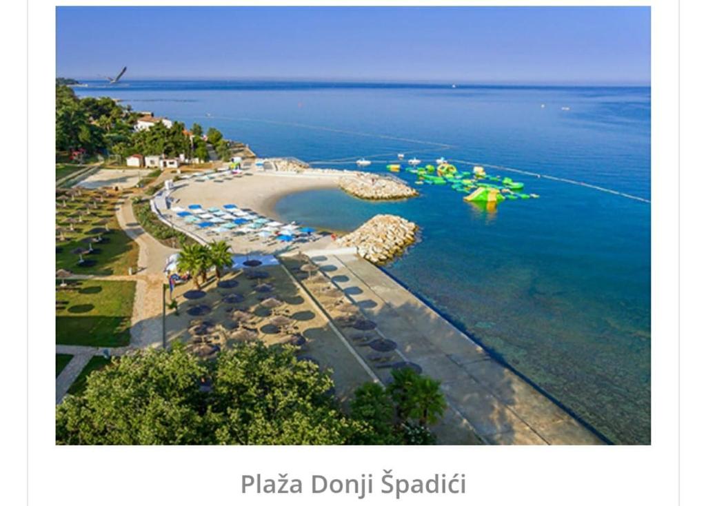 Apartmani Memić 100 m do plaže, APARTMENTS MEMIĆ ONLY 100M FROM BEACH - شقة - الدور الارضي