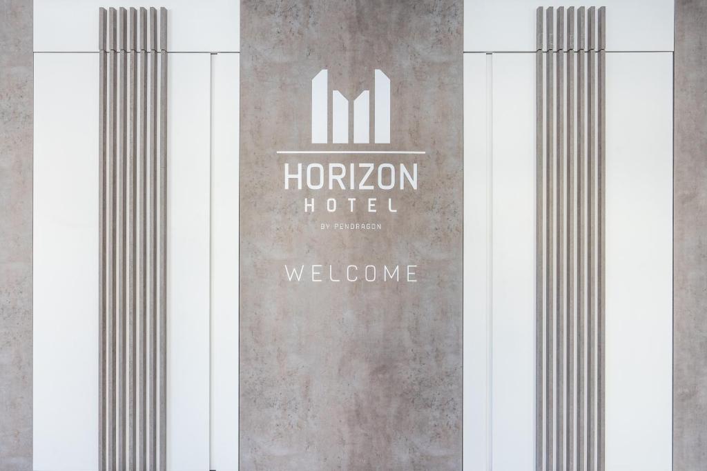Certifikát, hodnocení, plakát nebo jiný dokument vystavený v ubytování Horizon Hotel Badesi