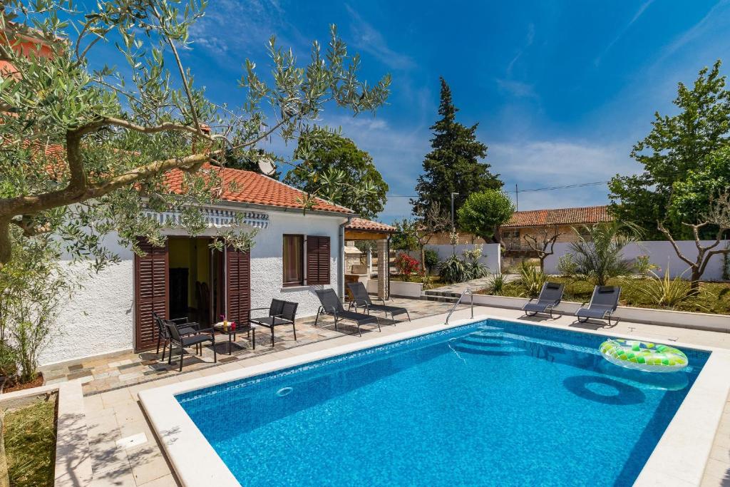 Holiday Home Tina