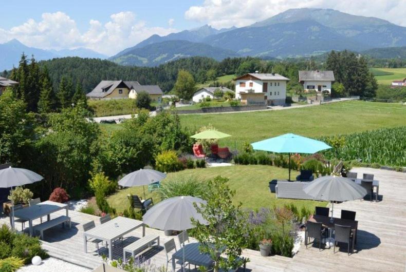 Nespecifikovaný výhled na hory nebo výhled na hory při pohledu z bed and breakfast