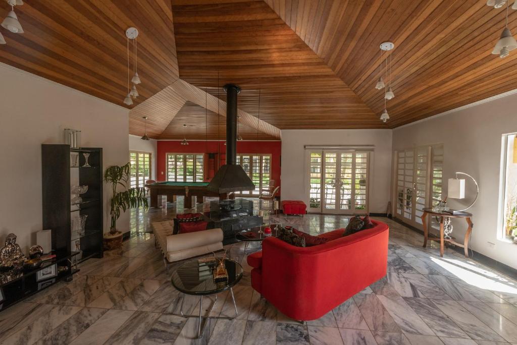  Casa com WiFi e lazer em Campina Grande do Sul