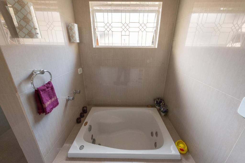  Casa com WiFi e lazer em Campina Grande do Sul