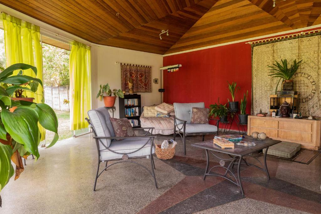  Casa com WiFi e lazer em Campina Grande do Sul