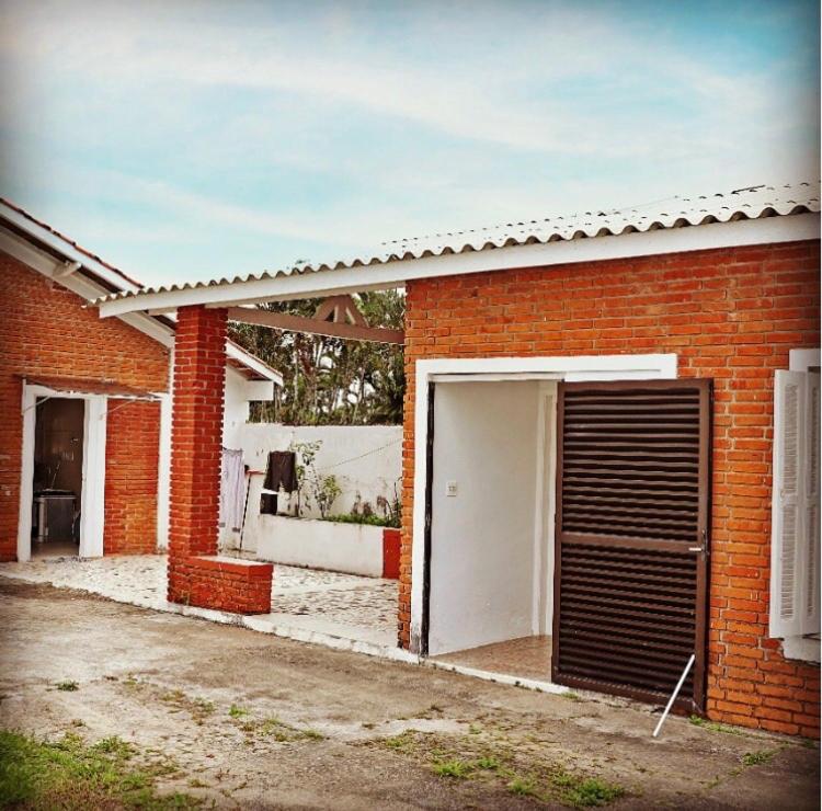  Quarto Celeste Hostel - Litoral Norte.