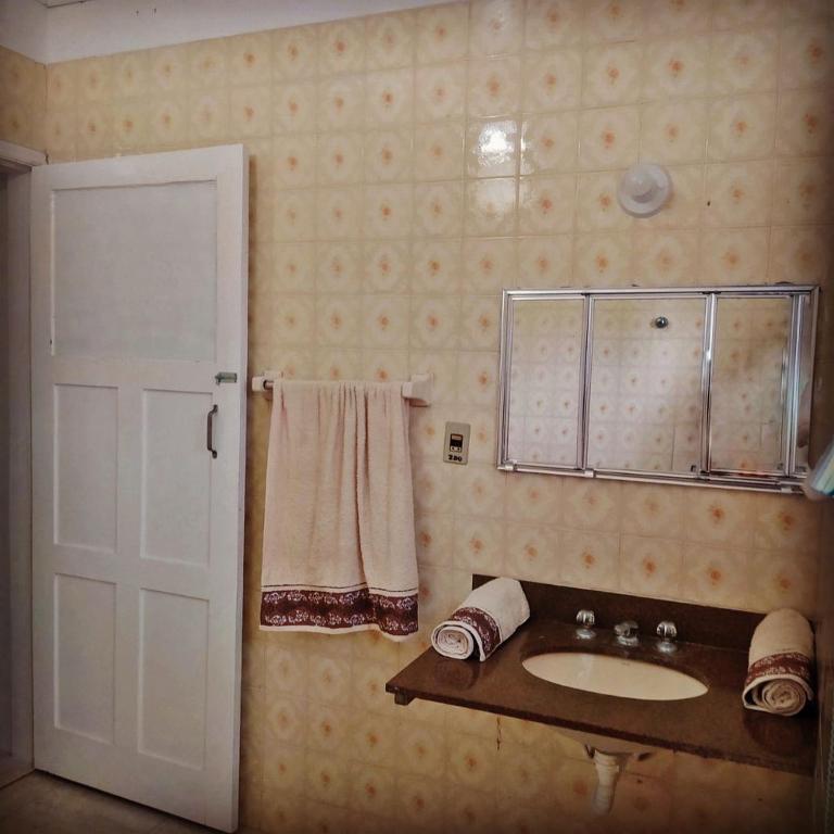  Quarto Celeste Hostel - Litoral Norte.