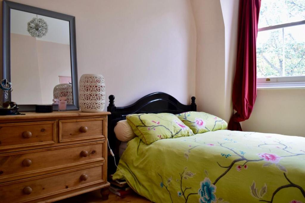Wonderful One-Bed Flat by Clapham Common