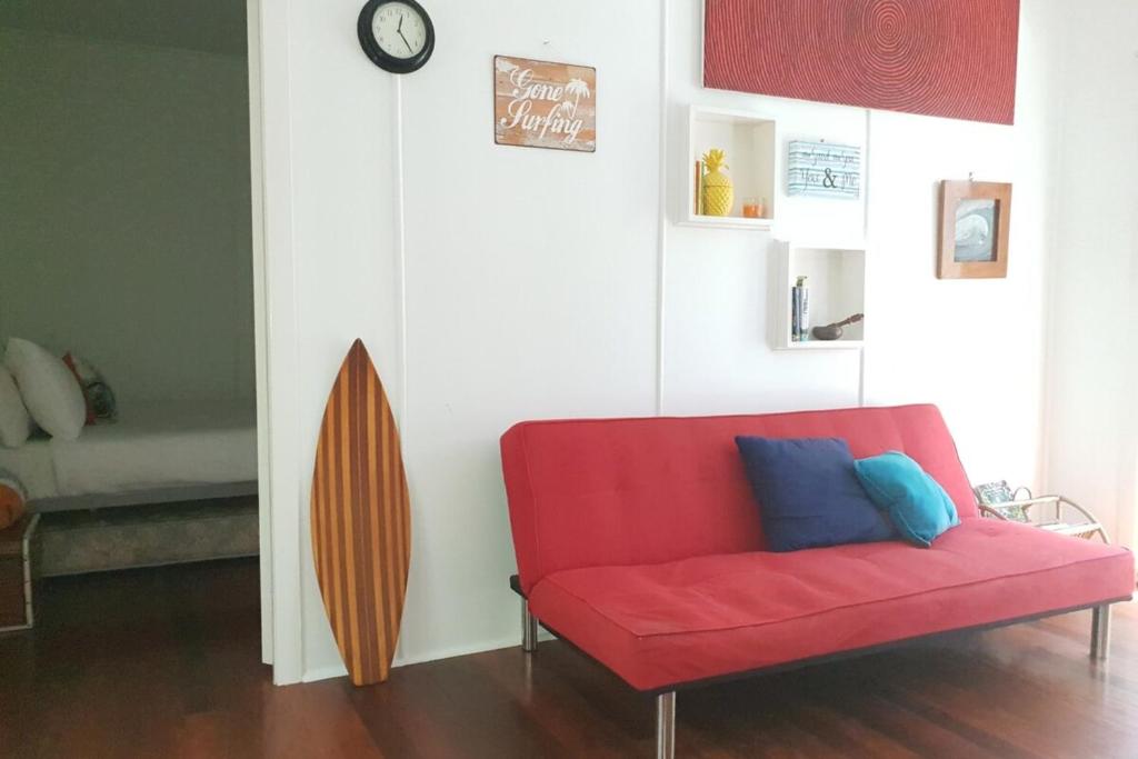 Eclectic 1 Bedroom Apartment in the heart of Palm Beach, Gold Coast