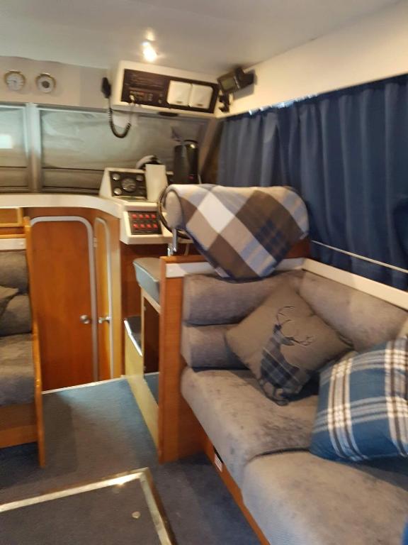 Princess Accommodation St Kats Docks Tower Bridge