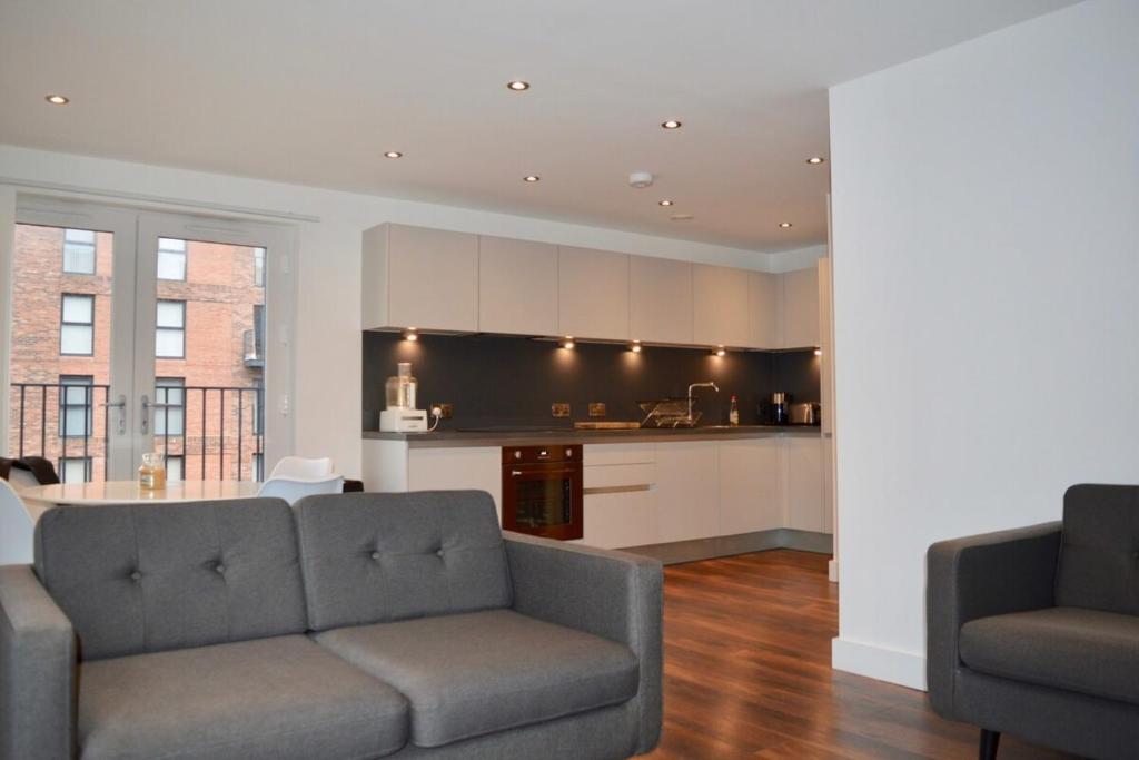 Modern 2 Bedroom Apartment in Manchester