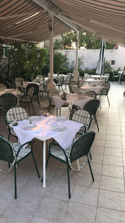 Restaurace v ubytování Pansion Knezovic