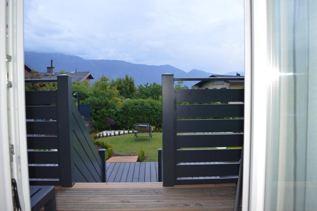 Nespecifikovaný výhled na hory nebo výhled na hory při pohledu z bed and breakfast