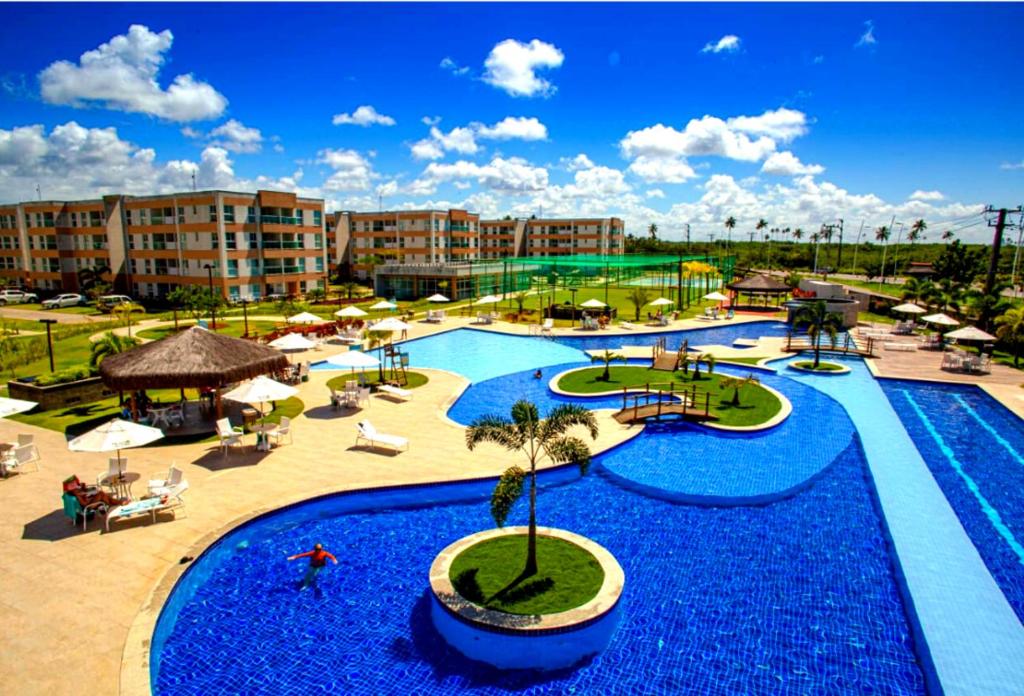  Condominio muro alto club