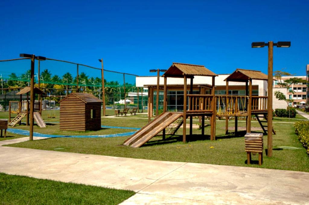  Condominio muro alto club