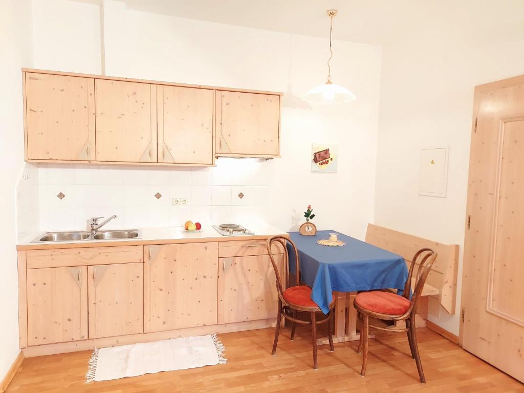 Kuchyň nebo kuchyňský kout v ubytování Residence Zum Theater