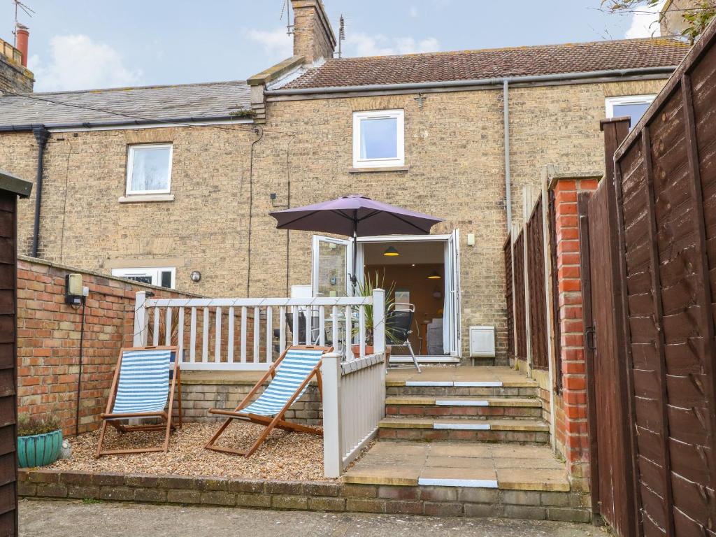 7 Coastal Cottages, Kessingland (updated prices 2024)