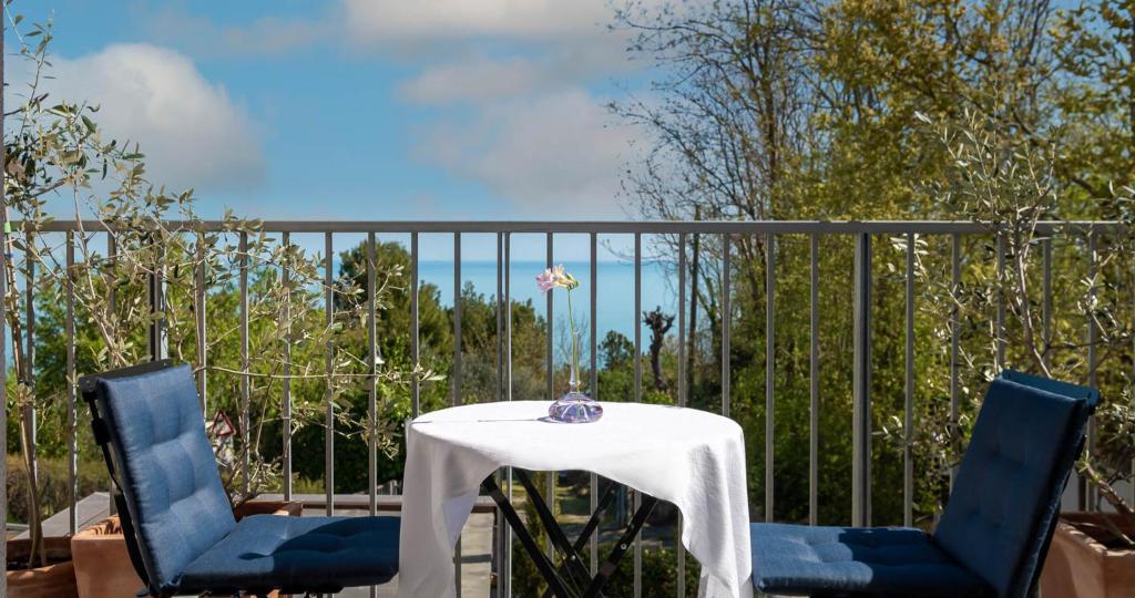 Ban công/sân hiên tại Fiorenzuola Bed & Breakfast