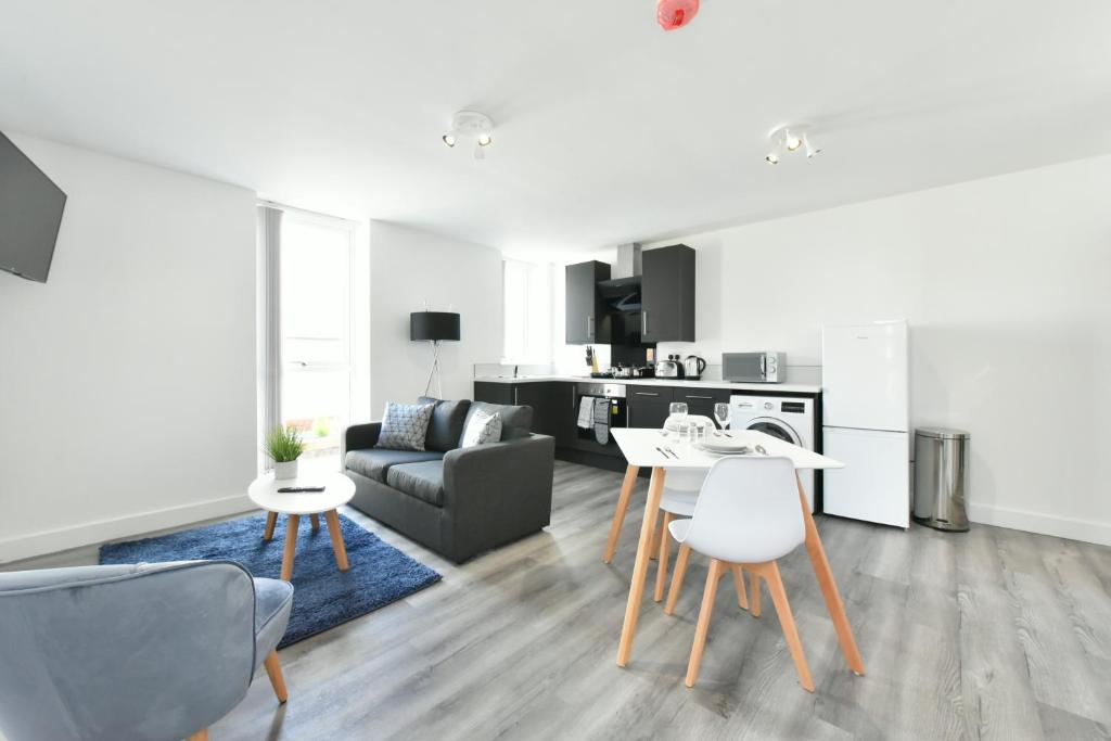 The Breath Taking Cube - One-Bedroom Apartment