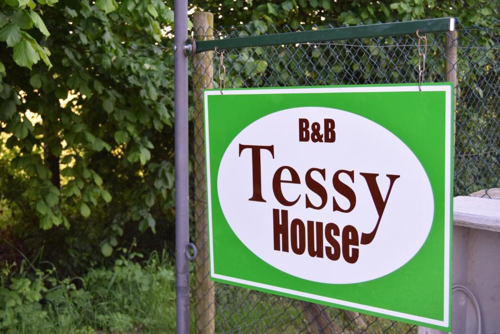 Certifikát, hodnocení, plakát nebo jiný dokument vystavený v ubytování Casa Vacanza e per lavoro Tessyhouse