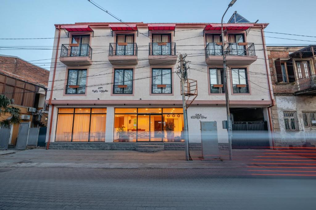 Budova, kde se hotel nachází