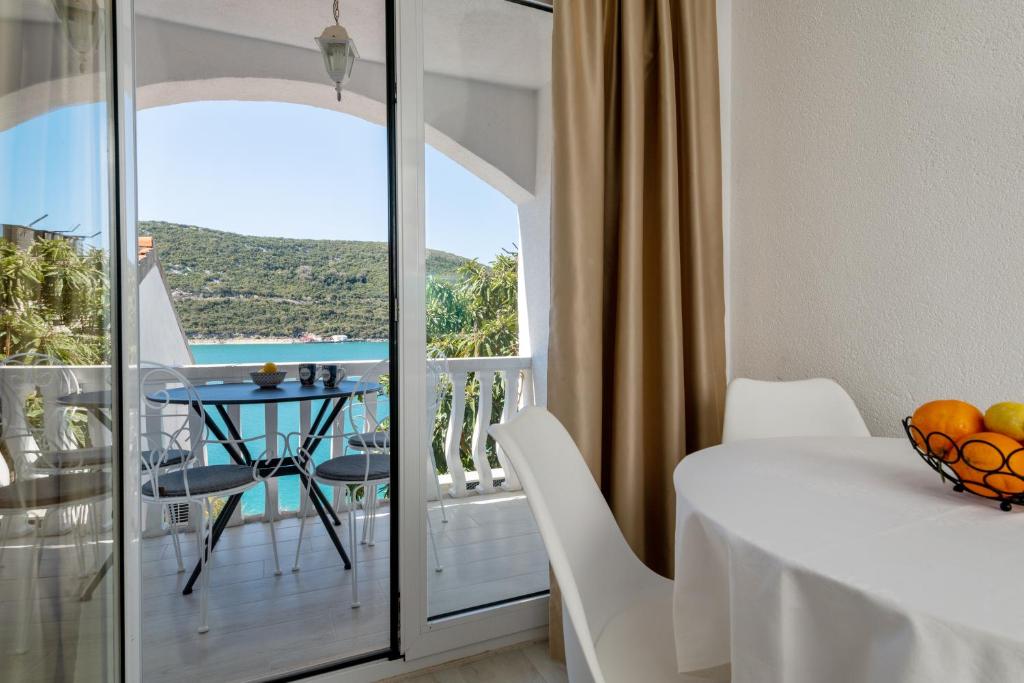 Apartments Sentic - Apartamento De Una Habitación