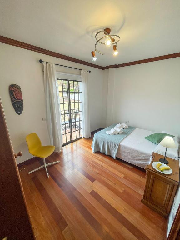 Postel nebo postele na pokoji v ubytování Canary Bio Hostel Tenerife