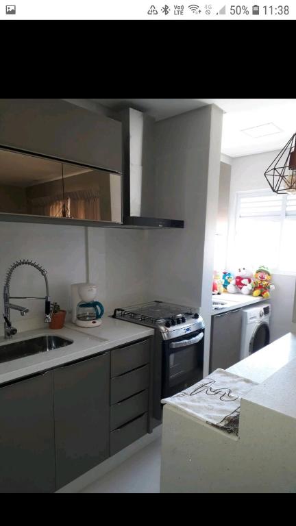  Apartamento Encantador no Centrinho dos Ingleses