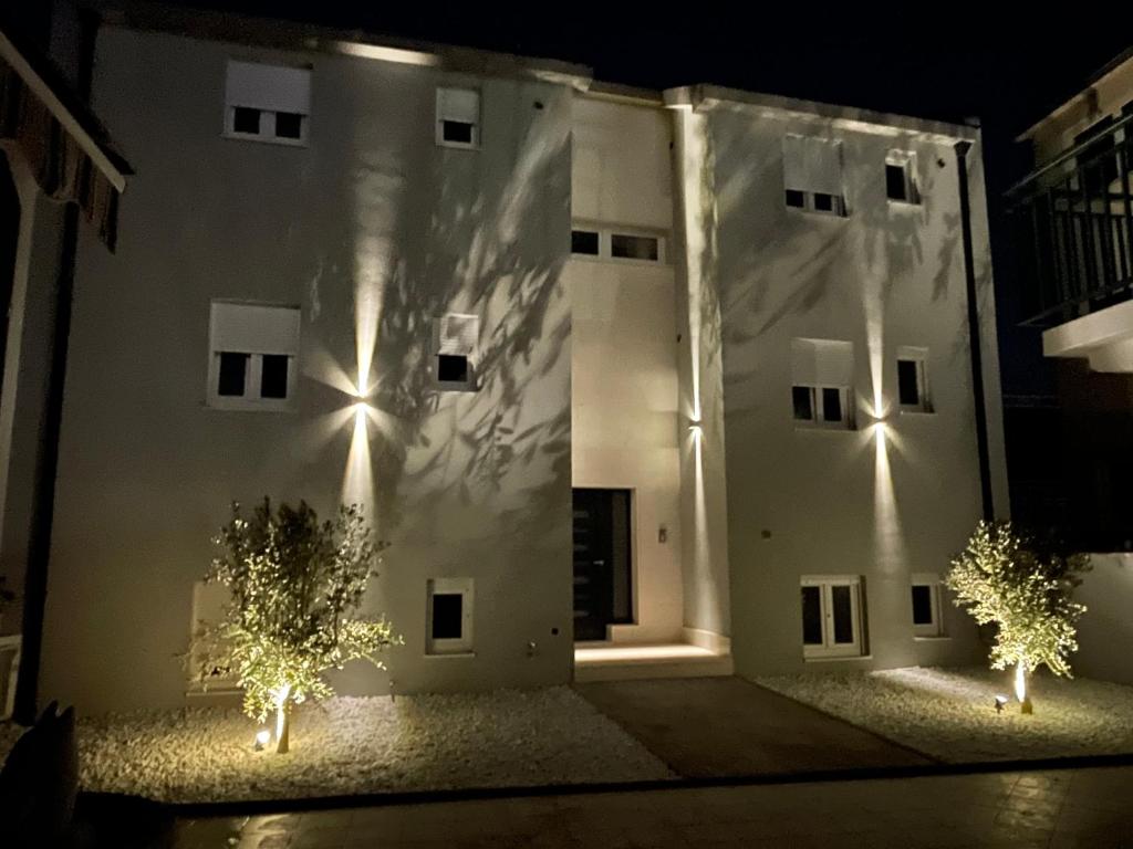 Gallery image of New Modern Deluxe Apartmens Domo in Baška Voda