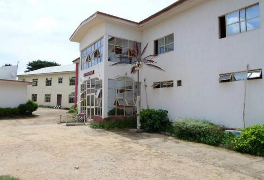 Room In Lodge Kenfeli International Palm Beach Hotel Kaduna Nigeria Booking Com