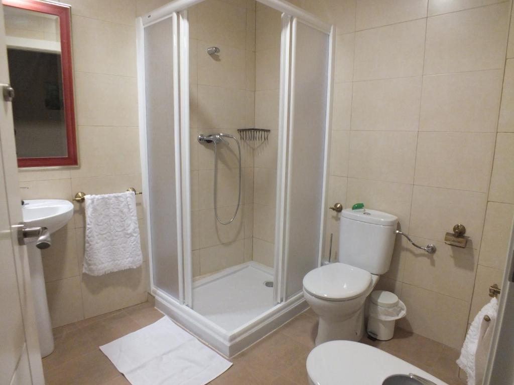 Kúpeľňa v ubytovaní LA PUERTA DE LA SIERRA