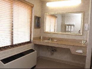 Marco LaGuardia Hotel & Suites photo